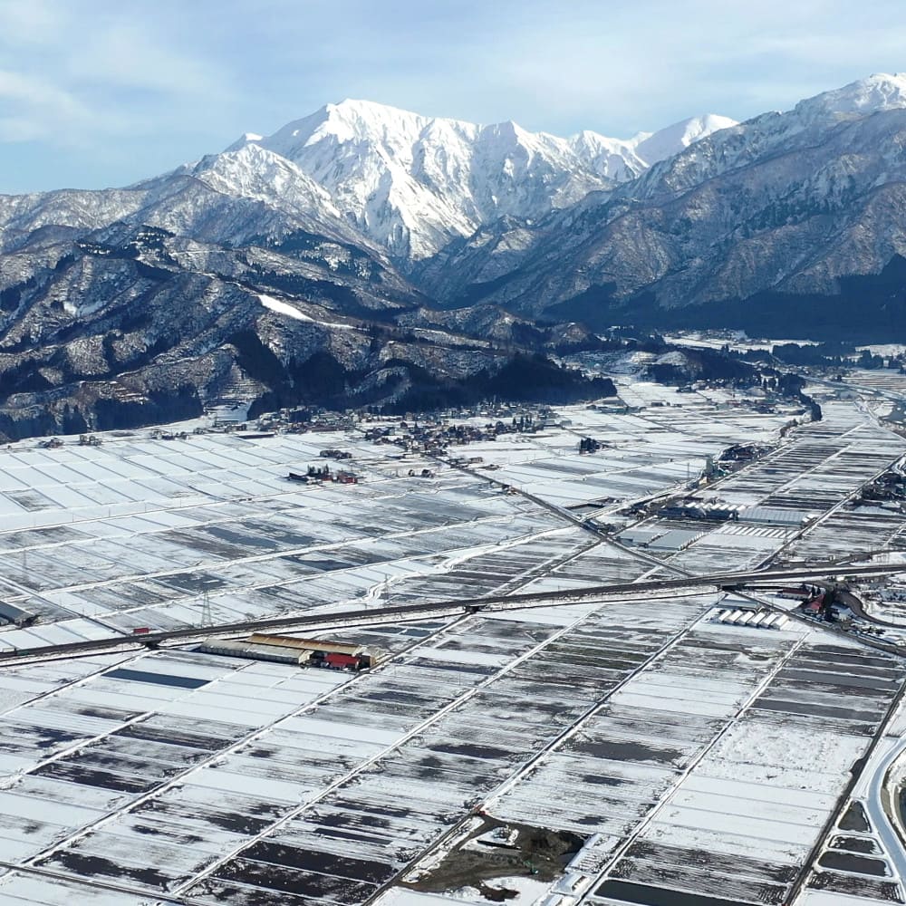 水の郷　魚沼の天然水　500ml×24本